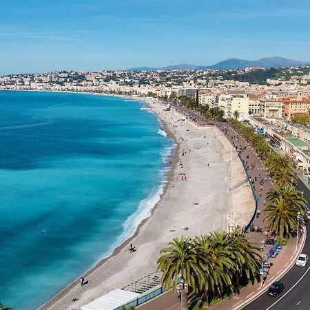 Agreable Deux Pieces Spacieux / Climatise / Balcon Appartamento